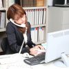 新入社員や若手社員が電話に出ない場合の対処法